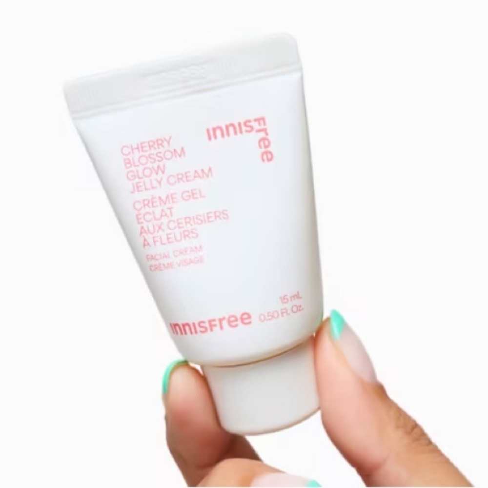 INNISFREE Cherry Blossom Glow Jelly Cream